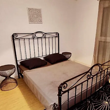 Joli Appartement Avignon Exterior photo
